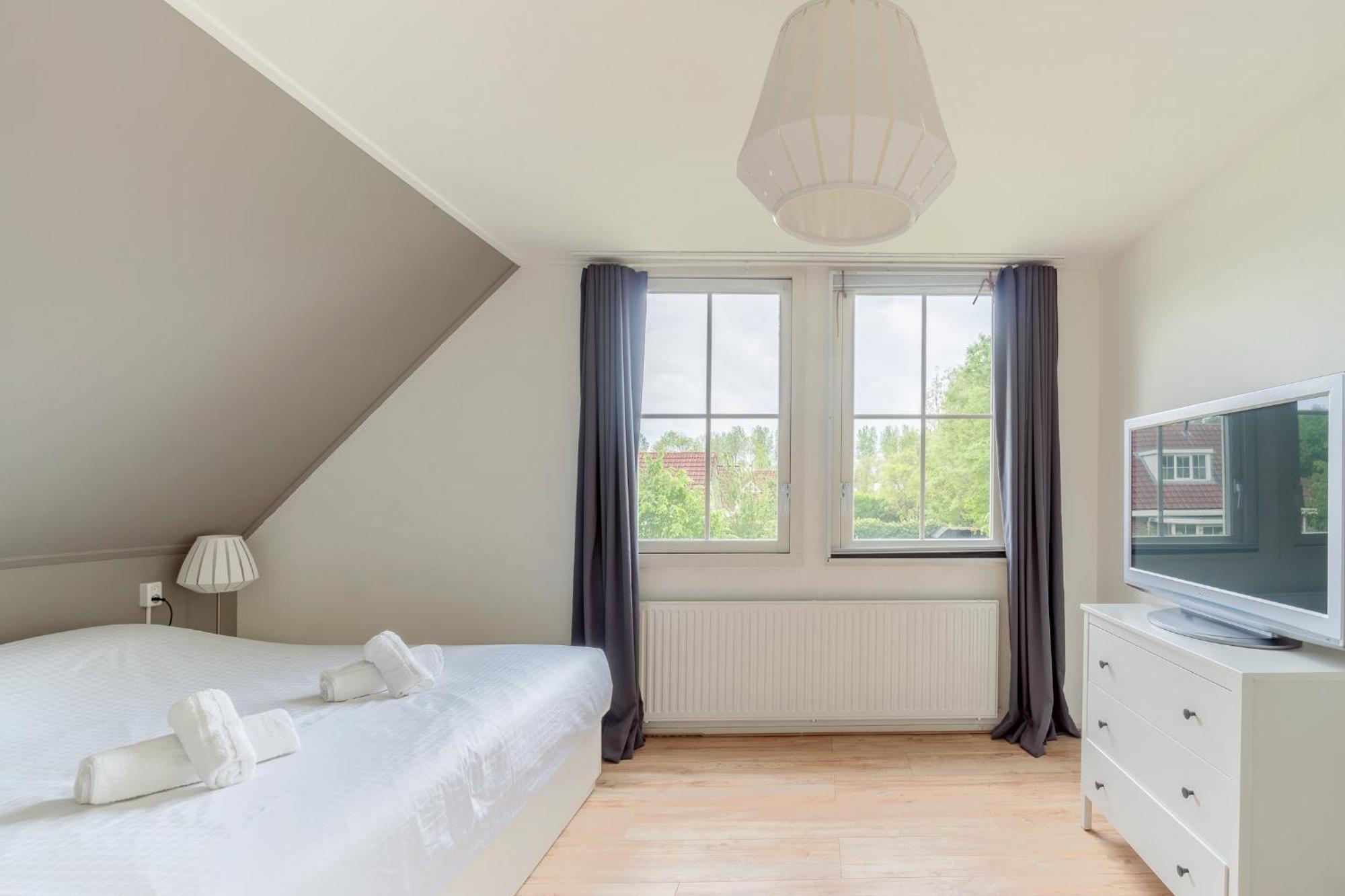 Comfort Villa For 8 People Zeewolde Kültér fotó