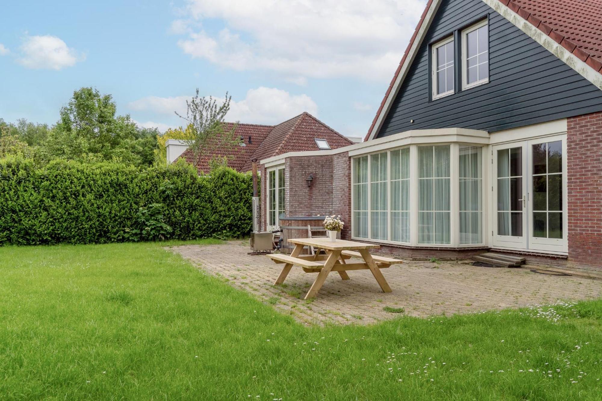 Comfort Villa For 8 People Zeewolde Kültér fotó