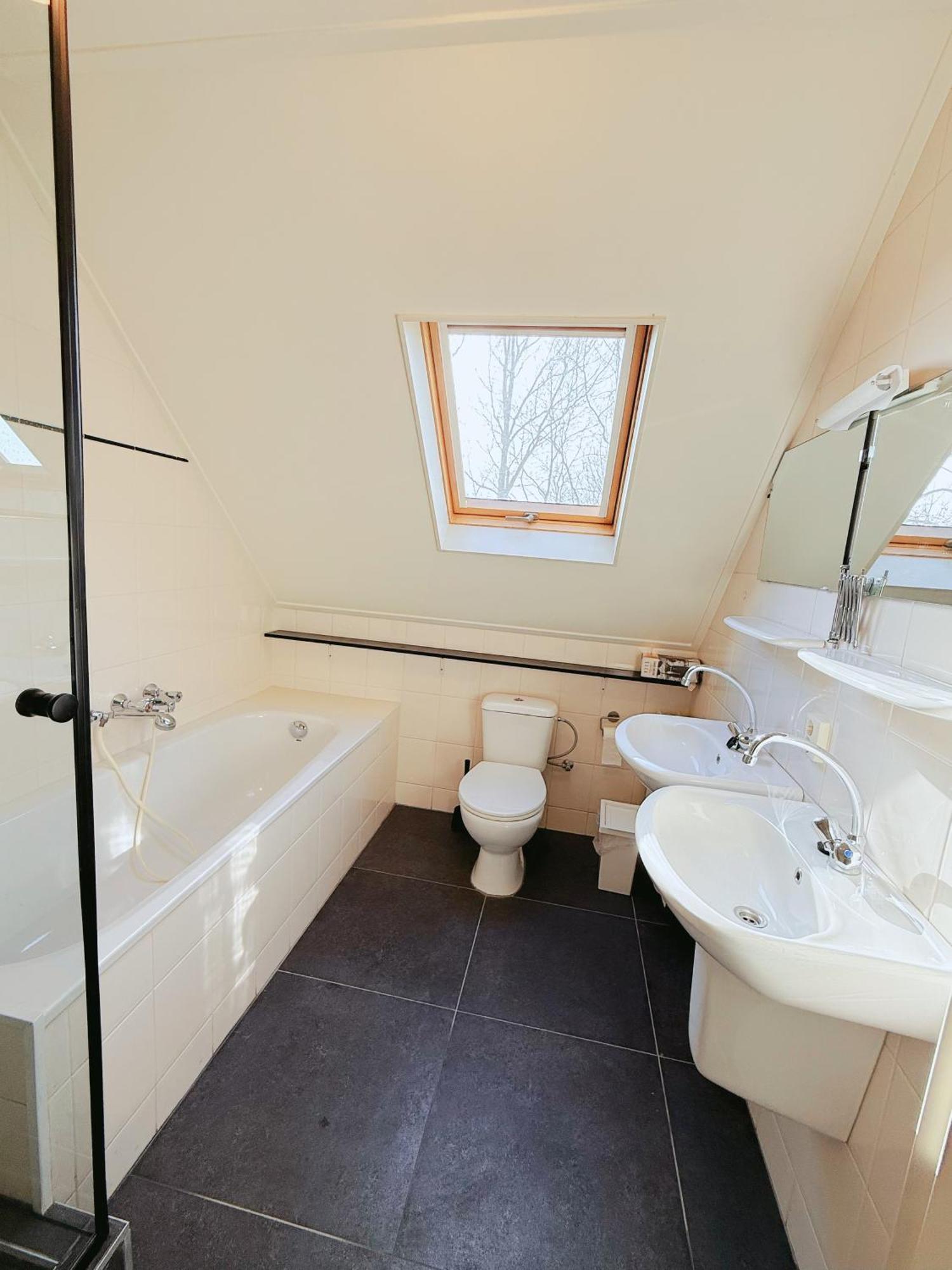 Comfort Villa For 8 People Zeewolde Kültér fotó